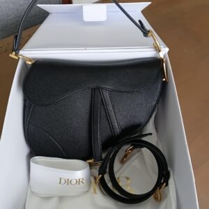 Saddle Medium Black Grained GHW 2024